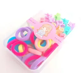 male-gumki-gumeczki-spinki-spineczki-dzieciece-do-wlosow-w-pudelku-etui