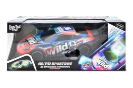 auto-sportowe-ze-swiecaca-karoseria