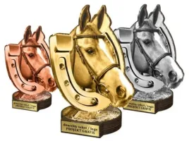 3szt-komplet-statuetek-z-drewna-nadruk-kolorowy-30-25-22-cm-jezdziectwo