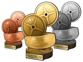 komplet-statuetek-drewno-kolor-30-25-22-podnoszenie-ciezarow-sporty-silowe
