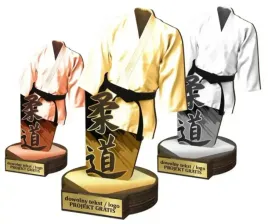 3szt-komplet-statuetek-z-drewna-z-nadrukiem-kolorowym-30-25-22-cm-karate