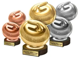 3szt-komplet-statuetek-z-drewna-nadruk-kolor-22-19-16-cm-curling-grawerki