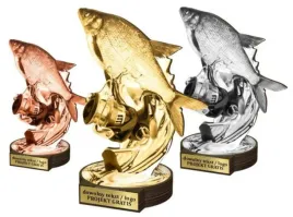 3szt-komplet-statuetek-z-drewna-nadruk-kolor-22-19-16cm-wedkarstwo-wedka-3