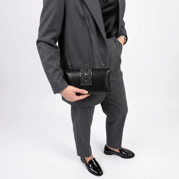 torebka-menbur-amb0101-negro-zapiecie-zatrzask