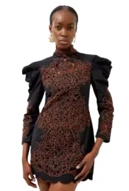 karen-millen-czarna-sukienka-midi-z-polgolfem-i-haftem-petite-36-b1c