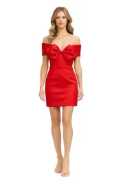 bardot-czerwona-sukienka-mini-z-odkrytymi-ramionami-i-kokarda-36-i4a