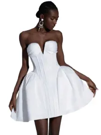 shein-biala-sukienka-korsetowa-przed-kolano-bez-rekawow-34-1ka