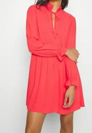 pepe-jeans-czerwona-sukienka-z-falbanka-na-rekawach-xl-6fa