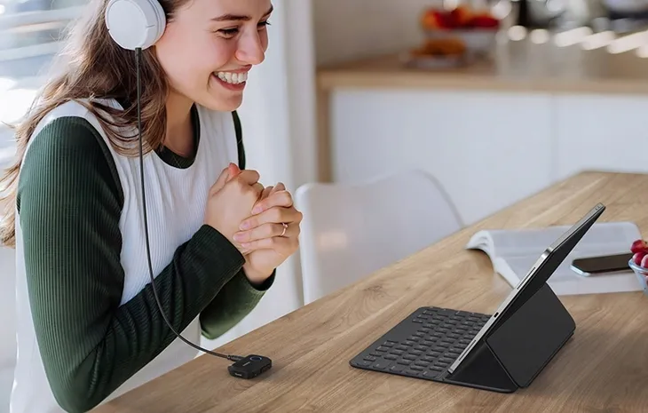 adapter-bluetooth-ugreen-cm596-przejsciowka-adapter-audio-5-3-aux-pojemnosc-akumulatora-300-mah