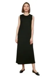 shein-czarna-sukienka-prosta-na-ramiaczkach-midi-bawelniana-42-5aa