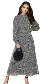 trendyol-sukienka-midi-z-dlugim-rekawem-w-kwiaty-z-golfem-40-5aa