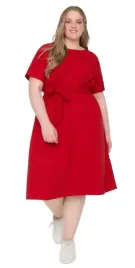 trendyol-czerwona-sukienka-plus-size-z-paskiem-i-krotkim-rekawem-42-5ba