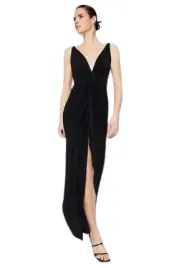 trendyol-czarna-sukienka-maxi-z-ramiaczkami-prosta-36-5-a