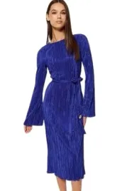 trendyol-granatowa-suknia-midi-z-paskiem-i-plisowaniem-l-5-a