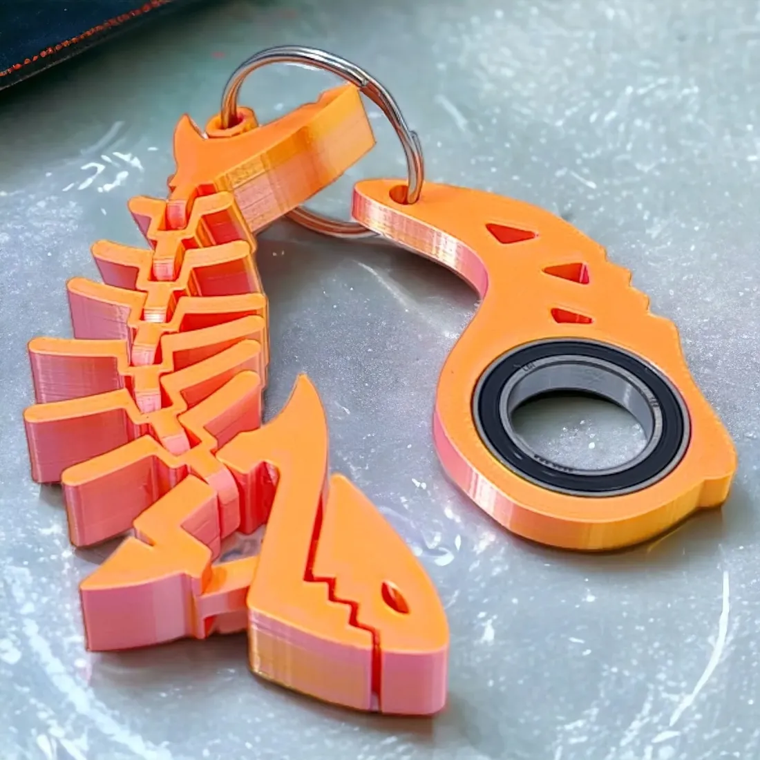 keyspinner-keyrambit-rekinek-brelok-stan-nowy