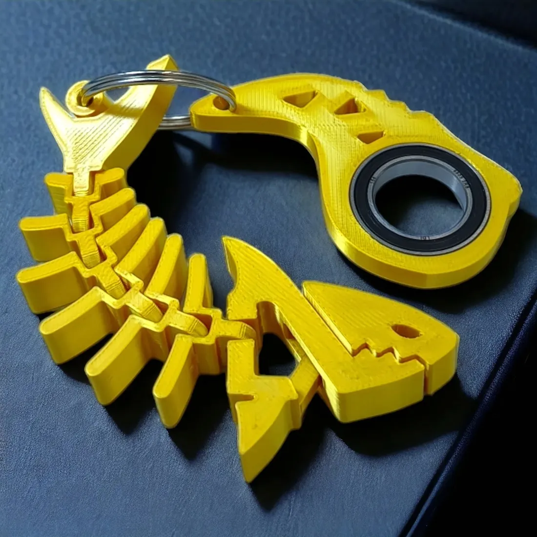 keyspinner-keyrambit-rekinek-brelok-stan-nowy