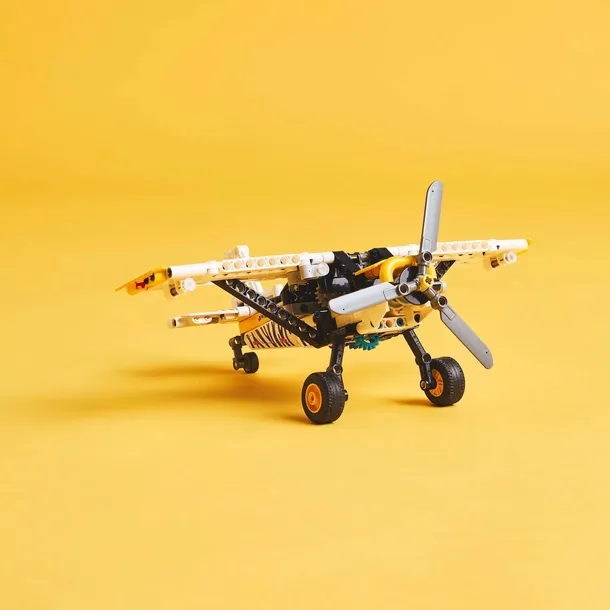 lego-r-technic-42198-samolot-transportowy-material-tkanina