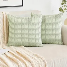 dekoracyjna-poszewka-na-poduszke-poszewki-boho-plusz-50x50-premium-pistacja