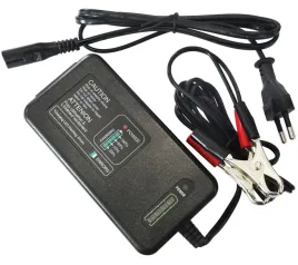 ladowarka-do-akumulatorow-podtrzymujaca-gel-agm-12v-3-3a-z-wyswietlaczem