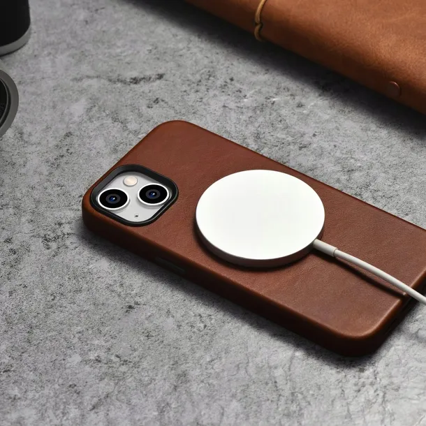 plecki-icarer-do-apple-iphone-14-plus-brazowy-certyfikat-ce