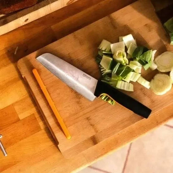 noz-do-siekania-fiskars-16-cm-dlugosc-trzpienia-16-cm