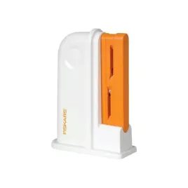 ostrzalka-do-nozyczek-fiskars-uniwersalna-biala-8-cm