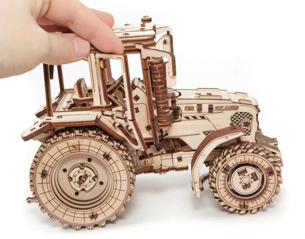 ewa-drewniane-puzzle-model-3d-traktor-belarus-82
