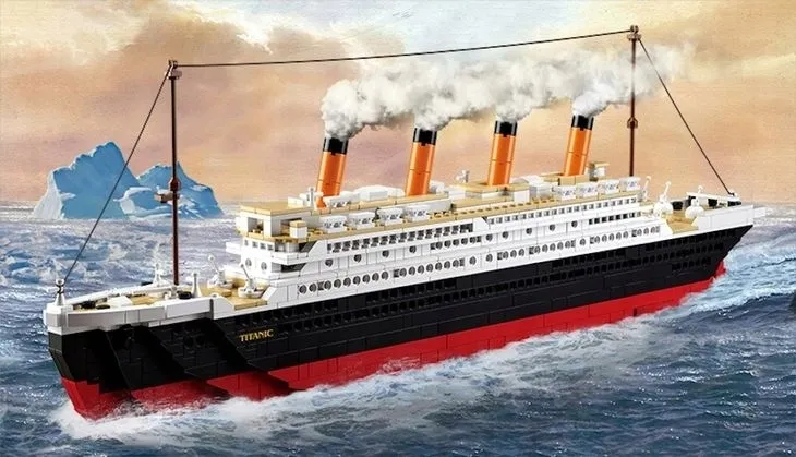 klocki-konstrukcyjne-titanic-1012-elementow