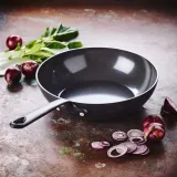 wok-greenpan-28-cm-typ-powloki-non-stick-nieprzywierajaca
