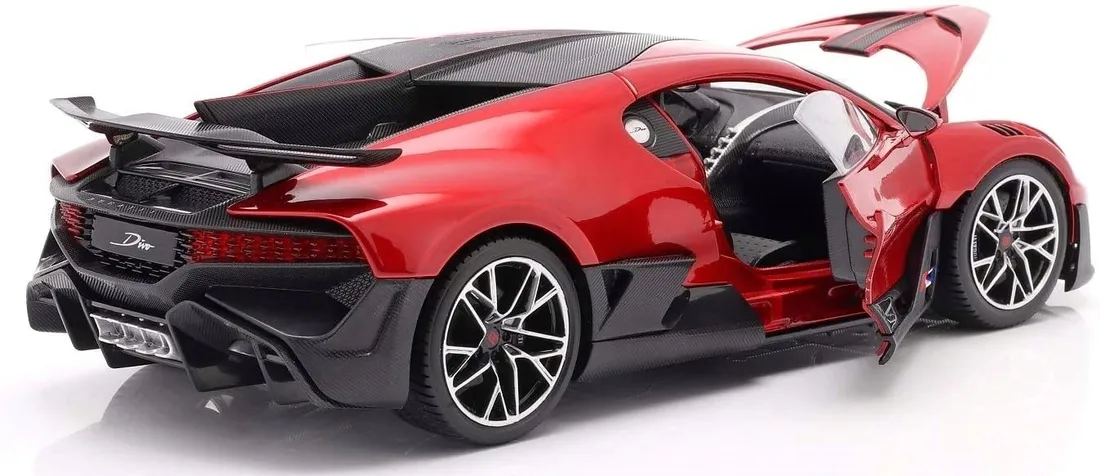 samochod-bugatti-divo-bburago-18-11045r