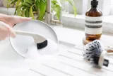 szczotka-manualna-kitchencraft-kolor-bezowy