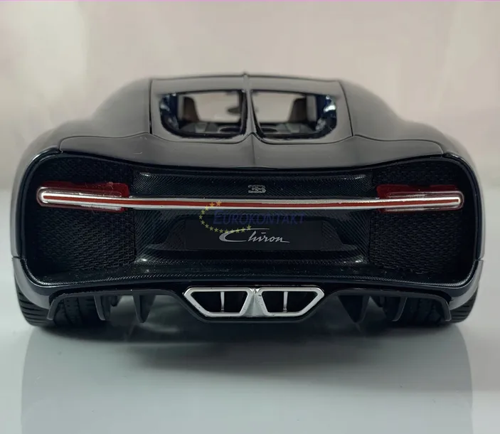 samochod-bugatti-chiron-bburago-15611040x-1-18-marka-bburago-waga-z-opakowaniem-1-2-kg