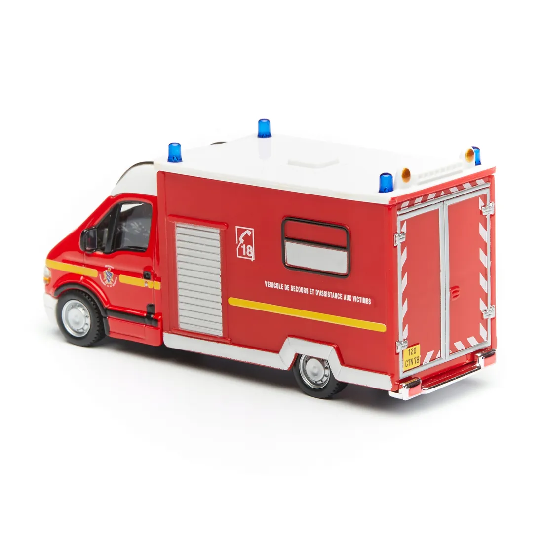 model-bburago-renault-master-ambulance-18-32004-marka-bburago