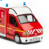 model-bburago-renault-master-ambulance-18-32004-marka-bburago-stan-zlozenia-calosc-die-cast