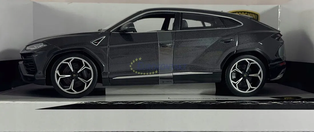 samochod-lamborghini-urus-bburago-18-11042