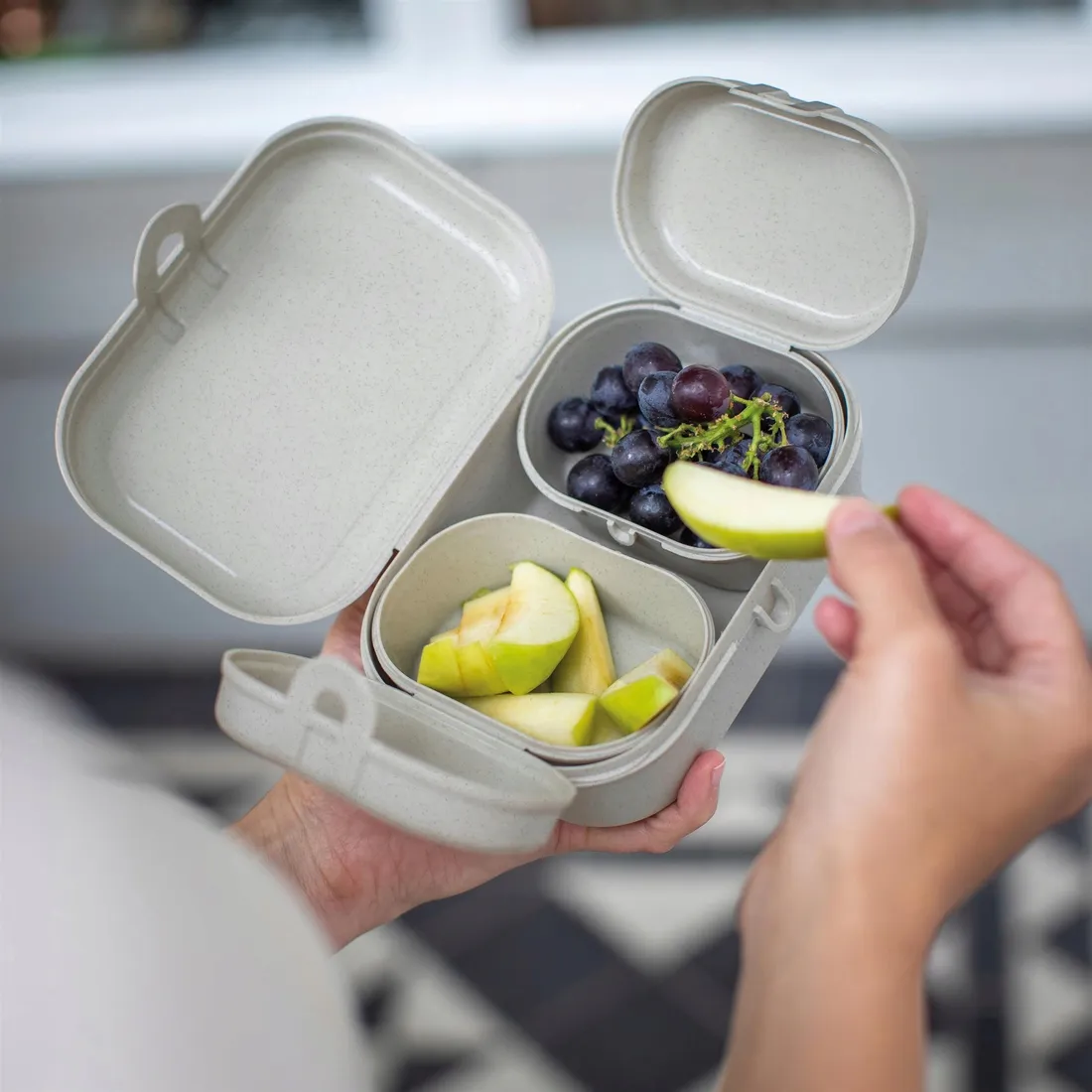 lunch-box-koziol-5-ml-kolor-bezowy