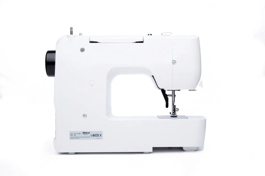 minerva-maszyna-do-szycia-max30-waga-z-opakowaniem-4-5-kg