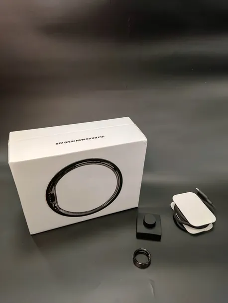 smartwatch-ultrahuman-ring-air-czarny-material-tytan