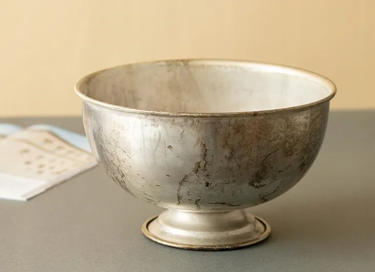 oslonka-25-cm-metal-szary-wysokosc-produktu-15-cm