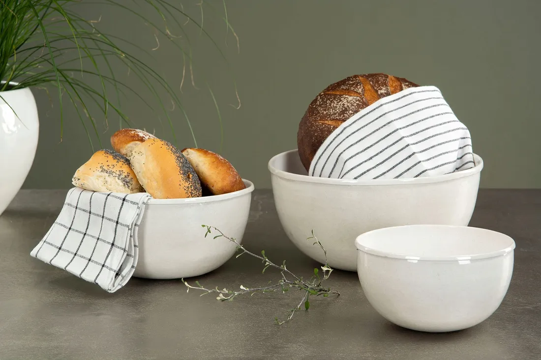 miska-skandi-pl-metal-2000-ml-kolor-bialy