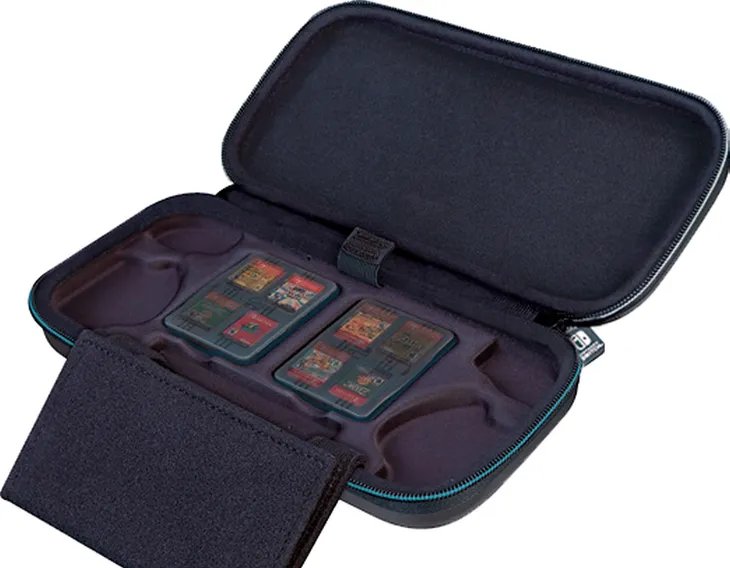 big-ben-switch-etui-na-konsole-czerwone-waga-z-opakowaniem-0-35-kg-certyfikat-ce