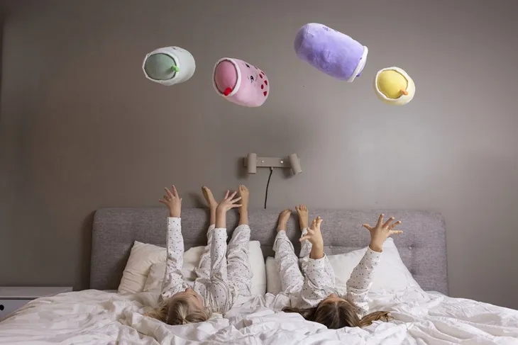 teddykompaniet-bubbeltea-squeezie-gruszka-30cm-plec-chlopcy