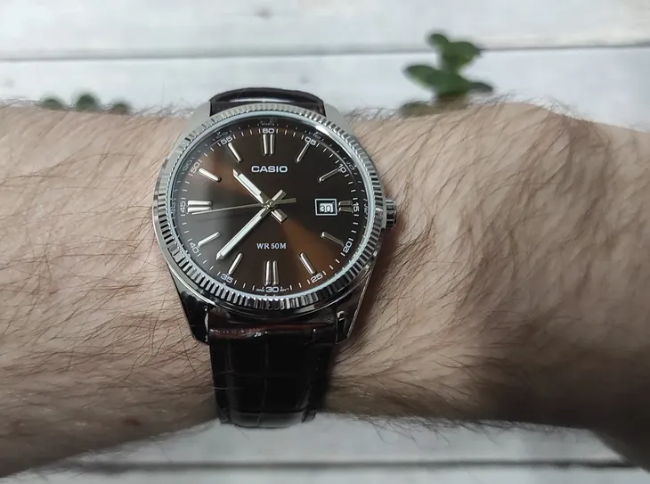zegarek-casio-mtp-1302pl-5avef-meski-stan-nowy-cechy-dodatkowe-nie-zawiera-niklu