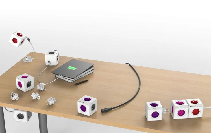 rozgaleznik-allocacoc-powercube-rewirable-bialy-model-rewirable