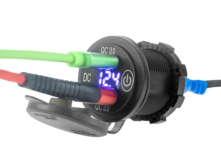 motocyklowe-gniazdo-do-ladowania-2xusb-waga-z-opakowaniem-0-24-kg-producent-extremestyle