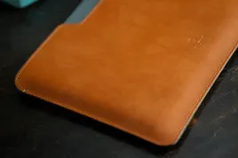 pokrowiec-etui-na-laptopa-baltan-136