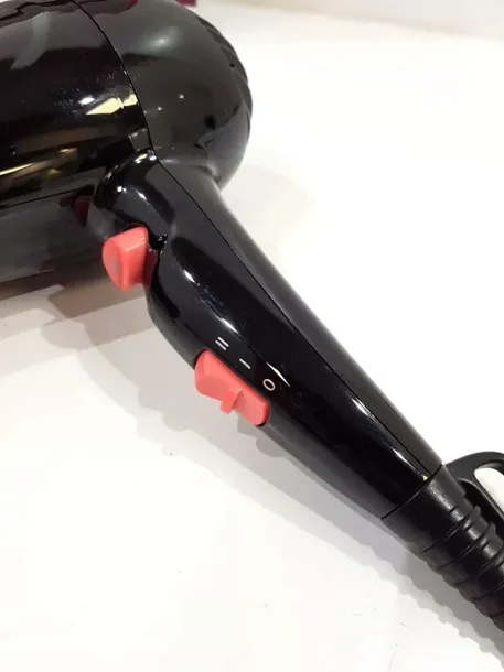 suszarka-remington-d2000-marka-remington