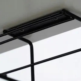 organizer-na-kable-pod-blat-biurka-metalowy-czarny