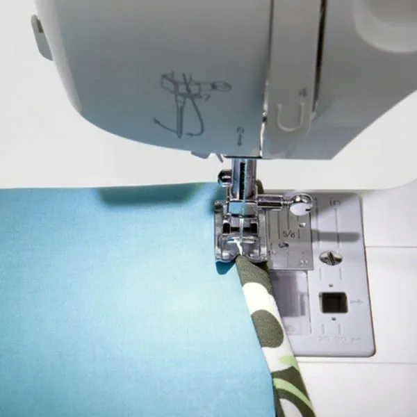 maszyna-do-szycia-singer-3342-material-tworzywo-sztuczne