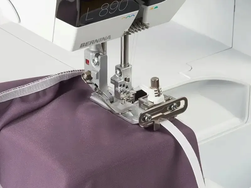 c-overlock-bernette-68-airlock